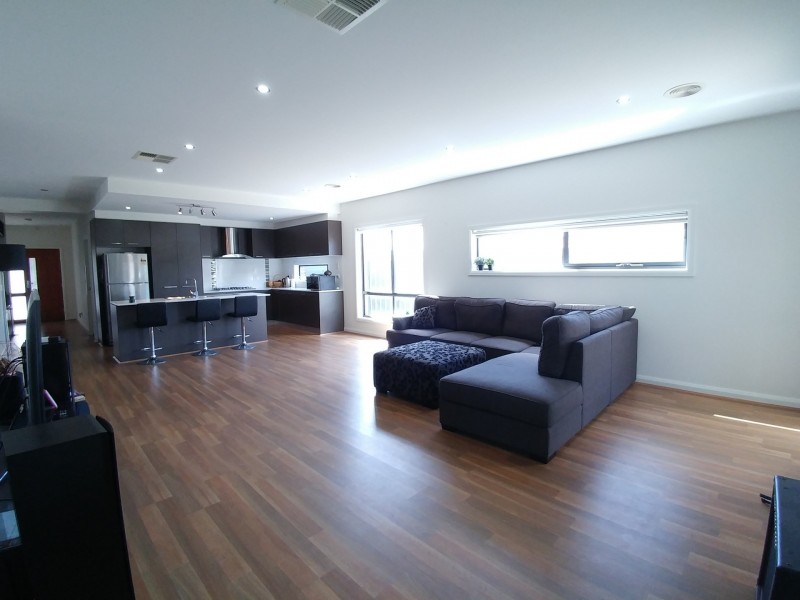 22 Risdon Chase, Wollert VIC 3750