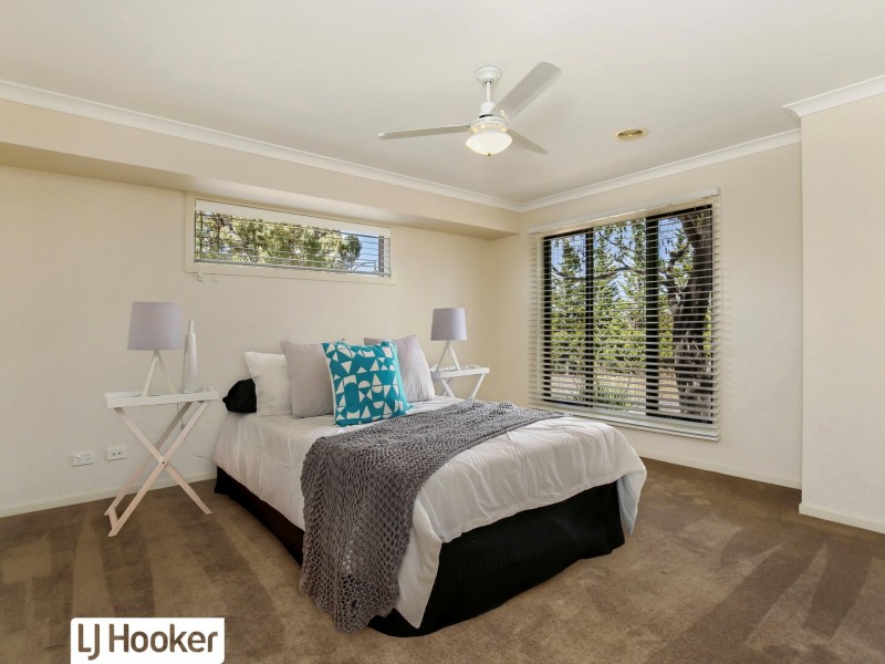 4 Harrie Place, Doreen VIC 3754