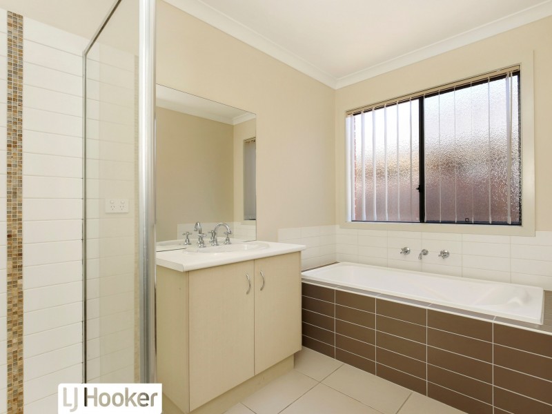 4 Harrie Place, Doreen VIC 3754