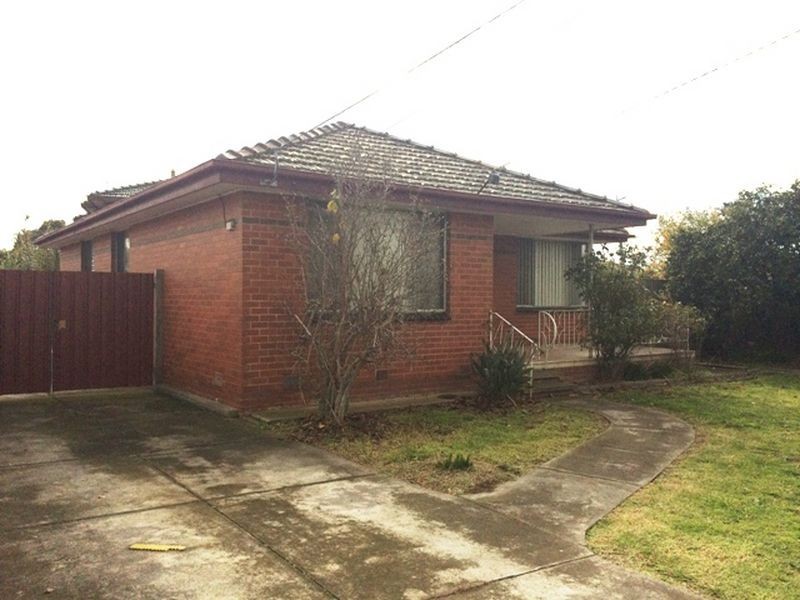 13 Helpman Crescent, Epping VIC 3076