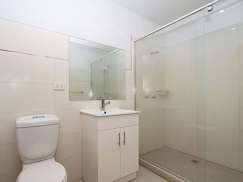 22 McLaughlin Crescent, Mill Park VIC 3082