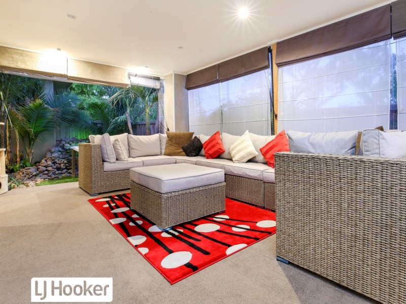 13 Jondarvan Drive, Mernda VIC 3754