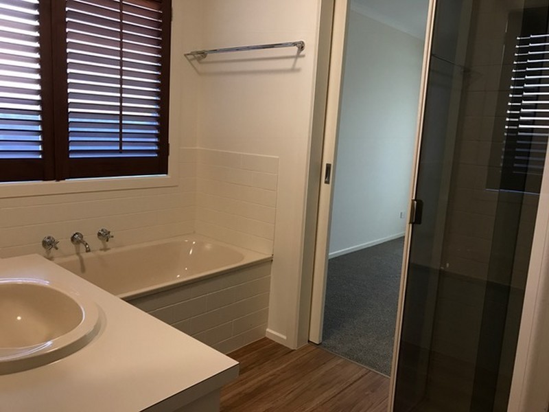 10 Border Drive, Mill Park VIC 3082