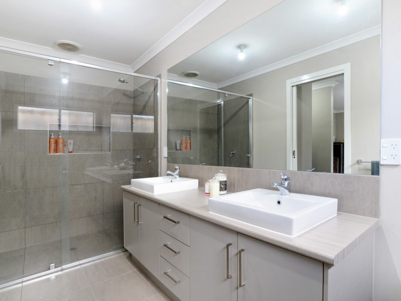 4 Mateo Rise, Mernda VIC 3754