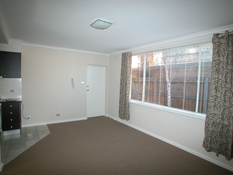 3/71A Holmes Street, Brunswick VIC 3056