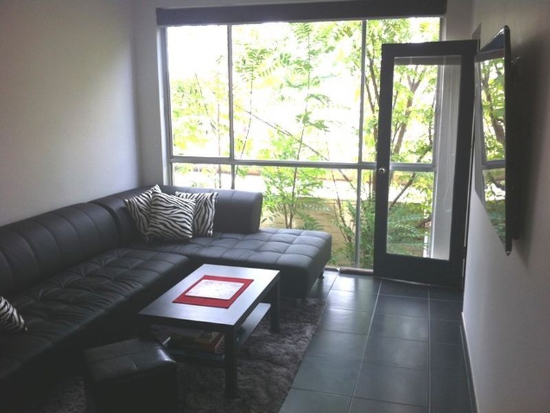 11/2 St. Kinnord Street, Aberfeldie VIC 3040