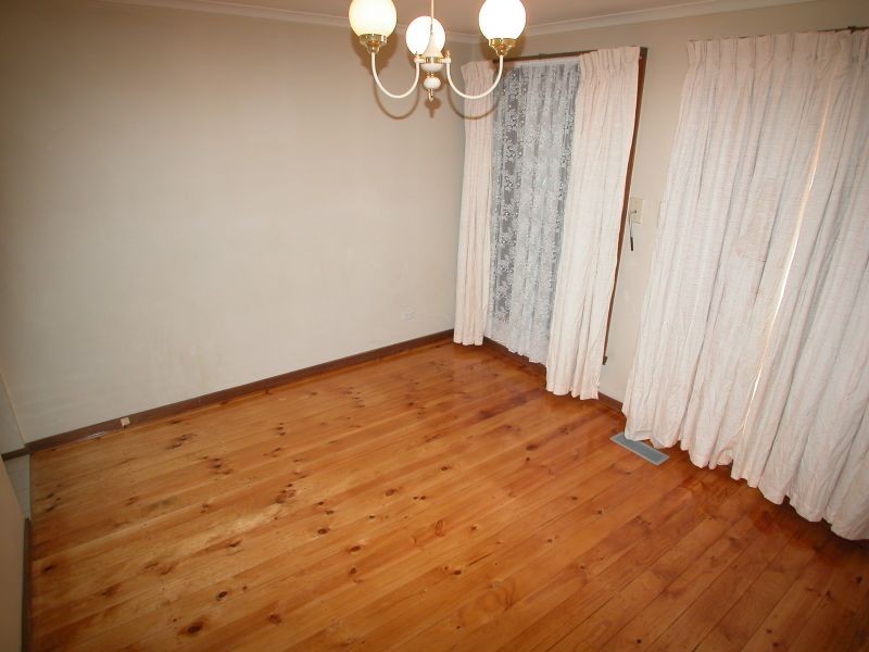 156 Roycroft Avenue, Mill Park VIC 3082