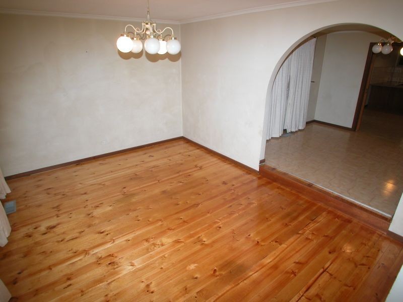 156 Roycroft Avenue, Mill Park VIC 3082