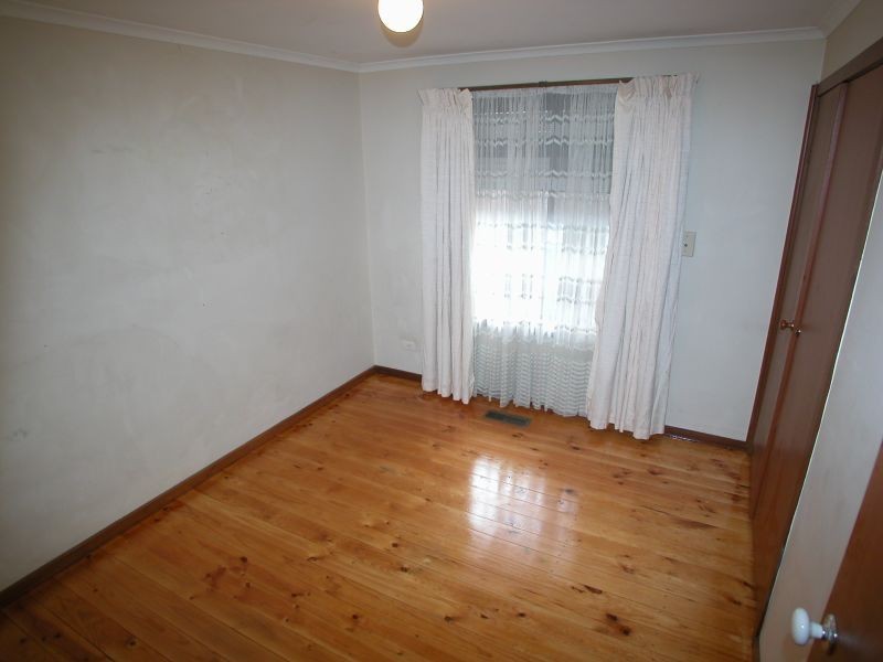 156 Roycroft Avenue, Mill Park VIC 3082