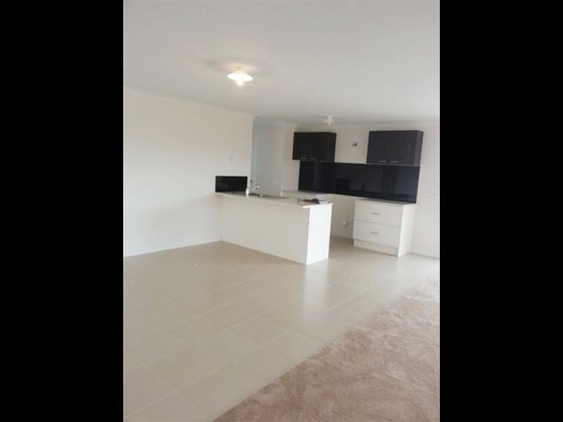 8 Plantation Avenue, Mernda VIC 3754