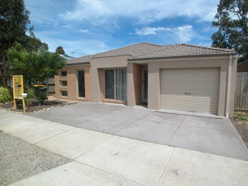 10 Glory Street, South Morang VIC 3752