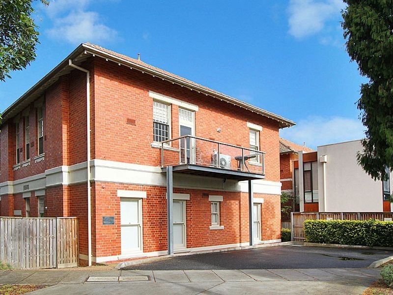 8/125 Main Drive, Macleod VIC 3085