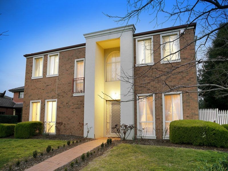 18 Bramble Crescent, Bundoora VIC 3083