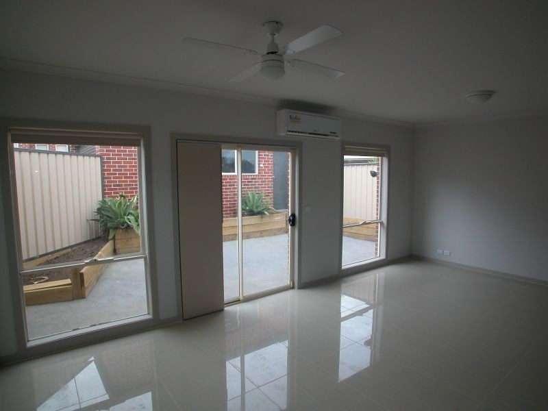 1/63 Dransfield Way, Epping VIC 3076