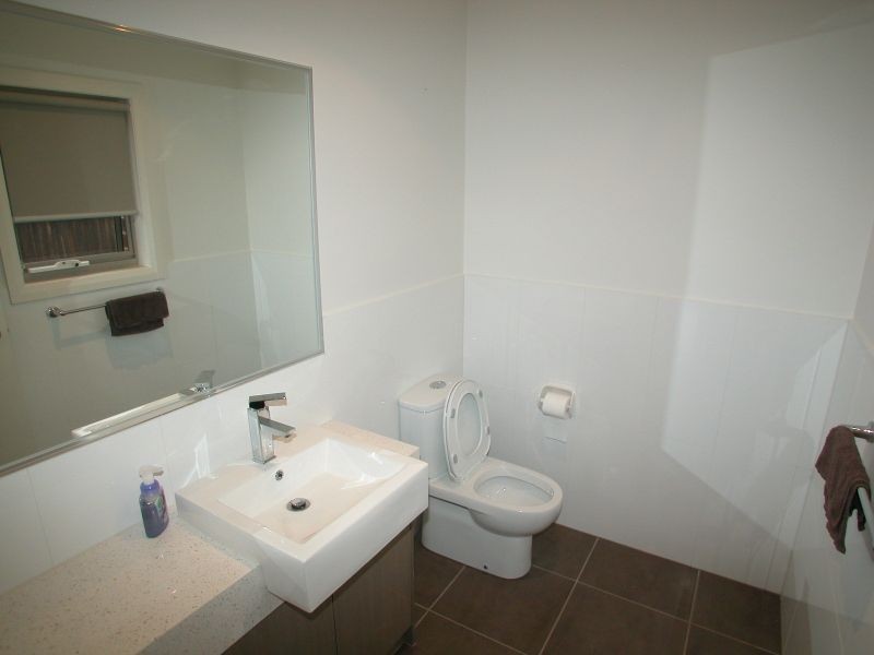 1/205 Broadway, Reservoir VIC 3073