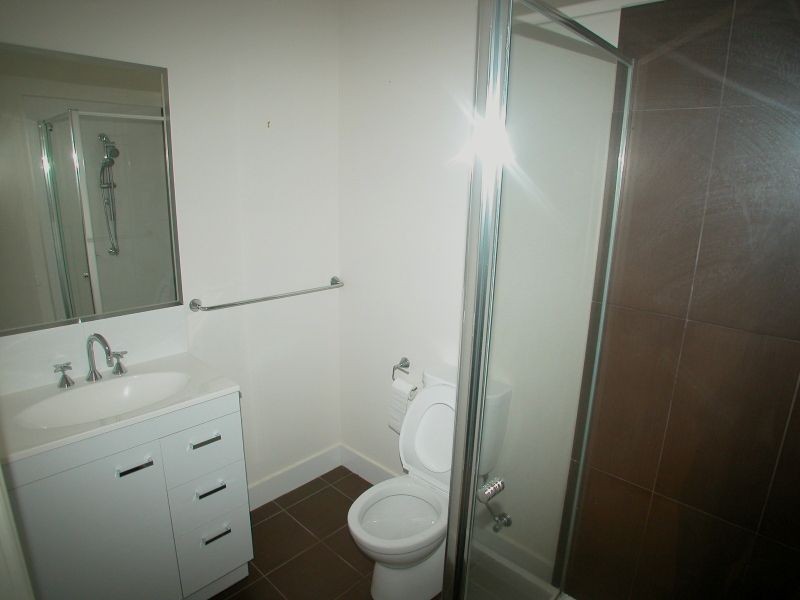 4/144 St Vigeons Road, Reservoir VIC 3073