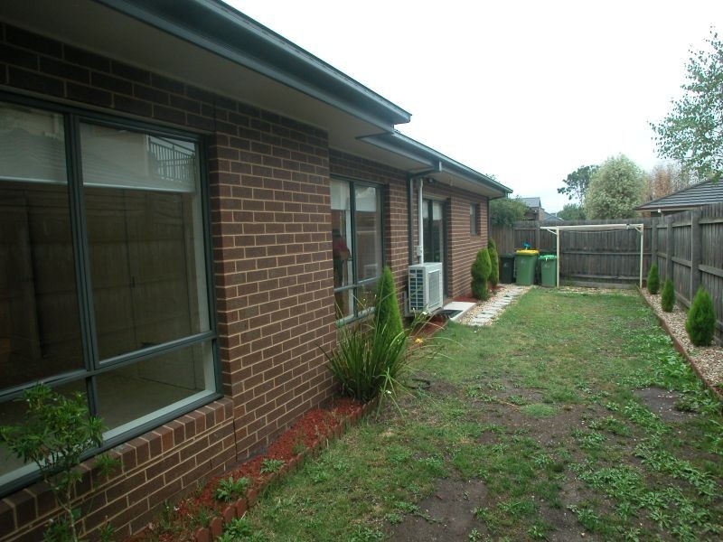 4/144 St Vigeons Road, Reservoir VIC 3073