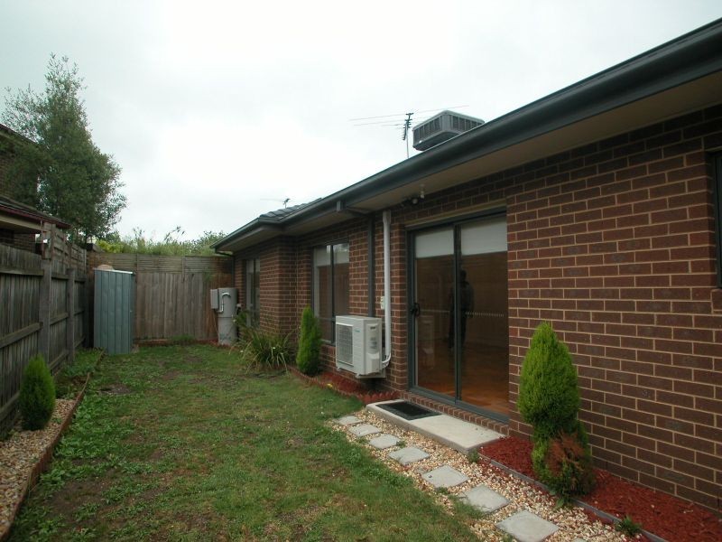 4/144 St Vigeons Road, Reservoir VIC 3073