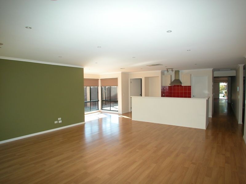 79 Jardier Terrace, South Morang VIC 3752