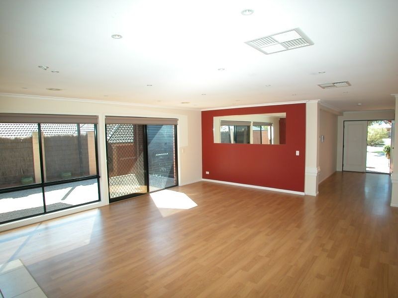 79 Jardier Terrace, South Morang VIC 3752