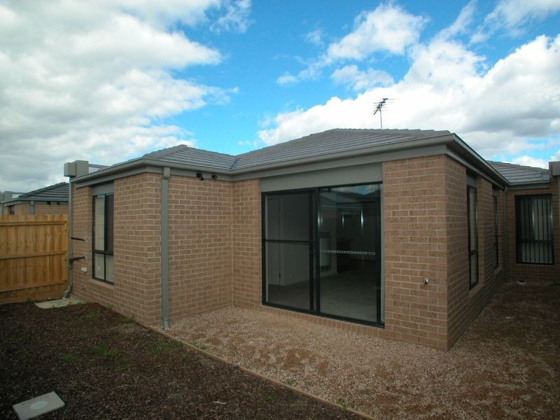 24 Cortland Street, Doreen VIC 3754