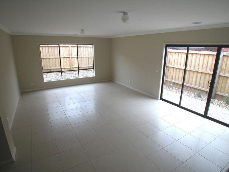 111 Vincent Drive, South Morang VIC 3752