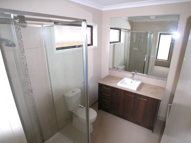 111 Vincent Drive, South Morang VIC 3752