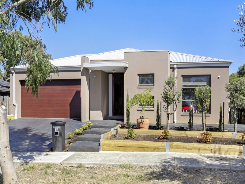 12 Pimpinella Pass, Mernda VIC 3754