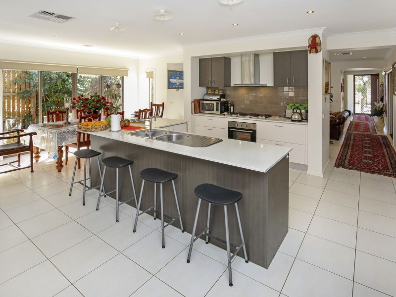 12 Pimpinella Pass, Mernda VIC 3754