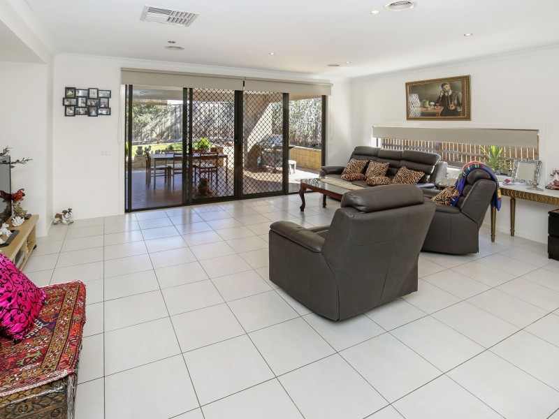 12 Pimpinella Pass, Mernda VIC 3754