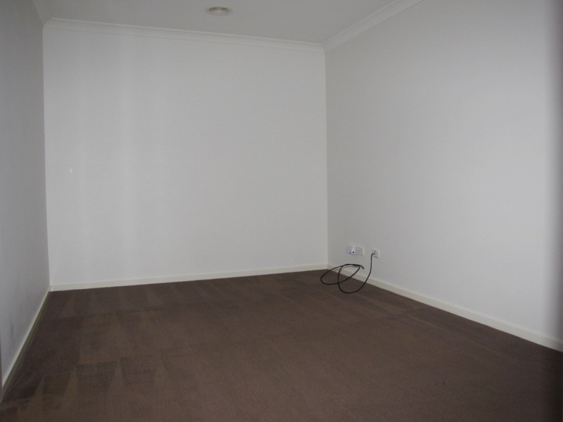 16 Faithful Way, Doreen VIC 3754