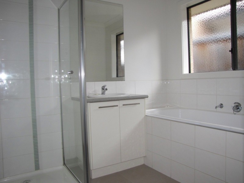 16 Faithful Way, Doreen VIC 3754