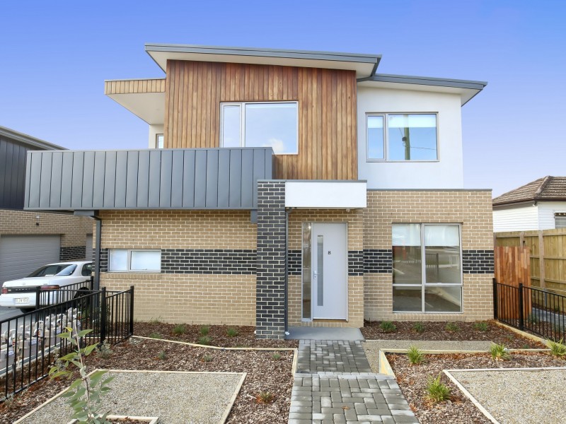 Unit 8/90 – 92 Watsonia Road, Watsonia VIC 3087