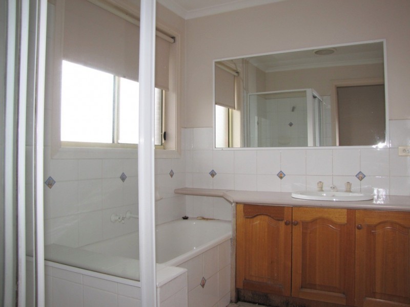 3 Kiernan Close, Mill Park VIC 3082