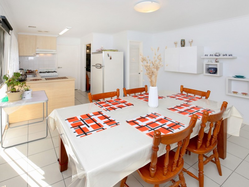 9 Higgs Avenue, Mill Park VIC 3082