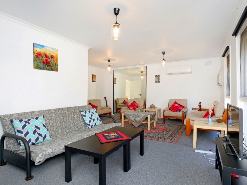 9 Higgs Avenue, Mill Park VIC 3082