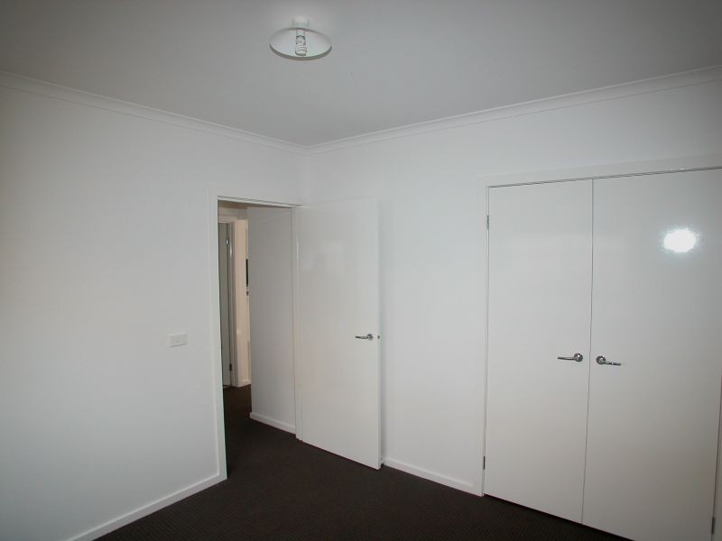 54 Grange Drive, South Morang VIC 3752