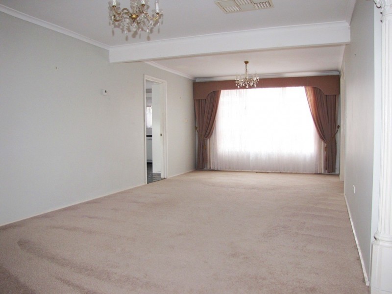 55 Coventry Crescent, Mill Park VIC 3082