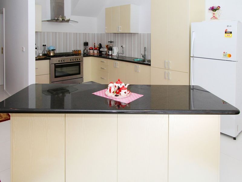 2/16 Elsey Road, Reservoir VIC 3073