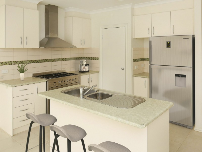 11 Kage Grove, Mernda VIC 3754