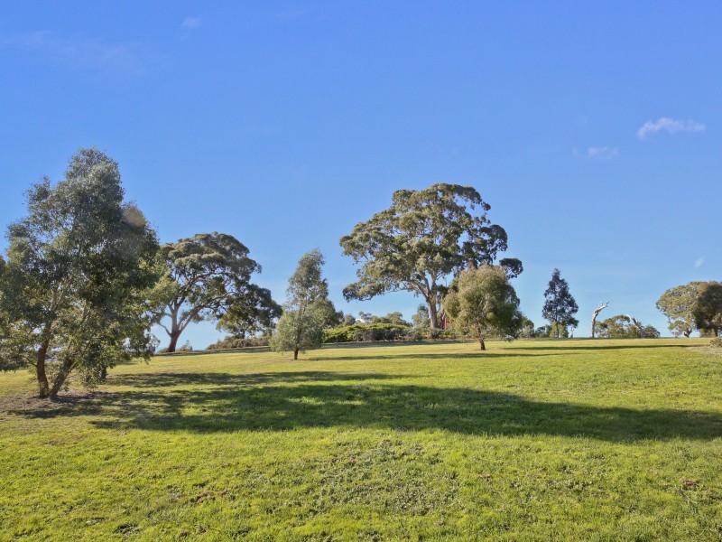 11 Kage Grove, Mernda VIC 3754