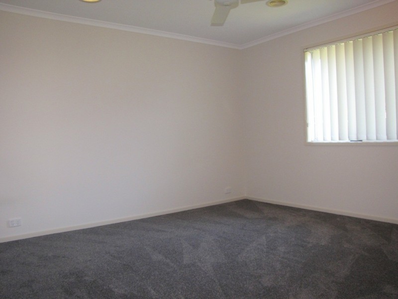 3 The Breezewater, Sanctuary Lakes VIC 3030
