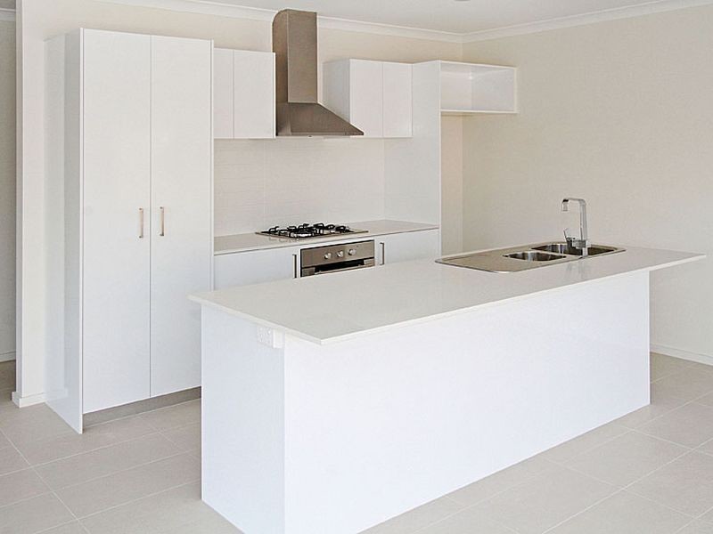 43 Hollaway Drive, Mernda VIC 3754