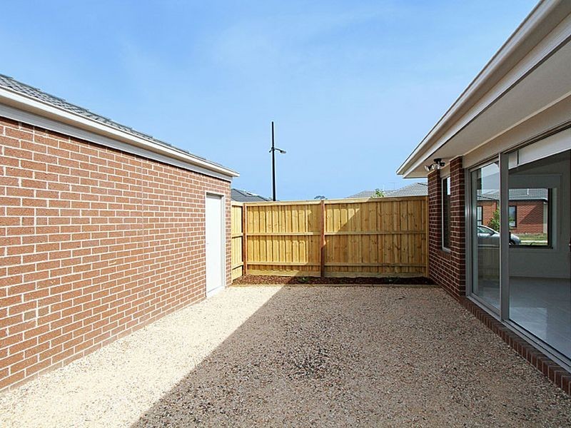 43 Hollaway Drive, Mernda VIC 3754