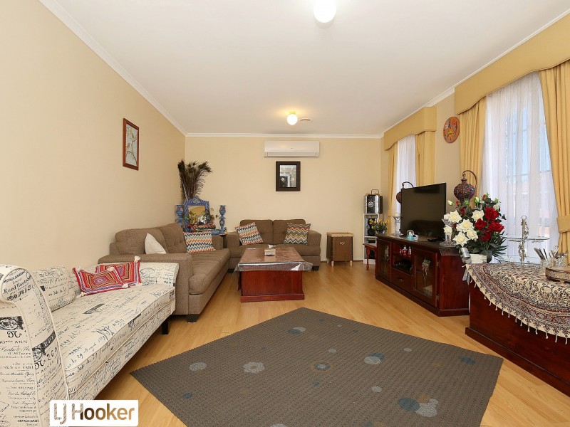 Unit 1/14 Stillman Drive, Mill Park VIC 3082