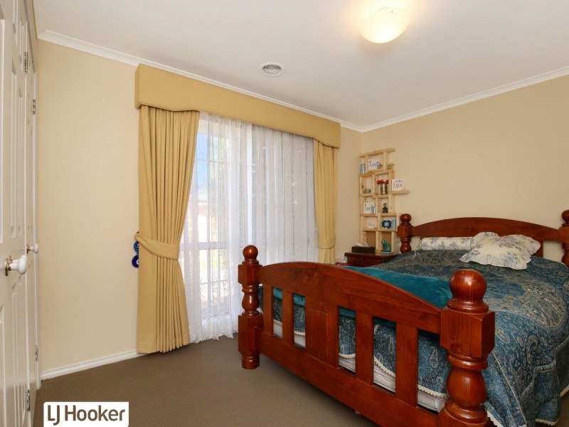 Unit 1/14 Stillman Drive, Mill Park VIC 3082