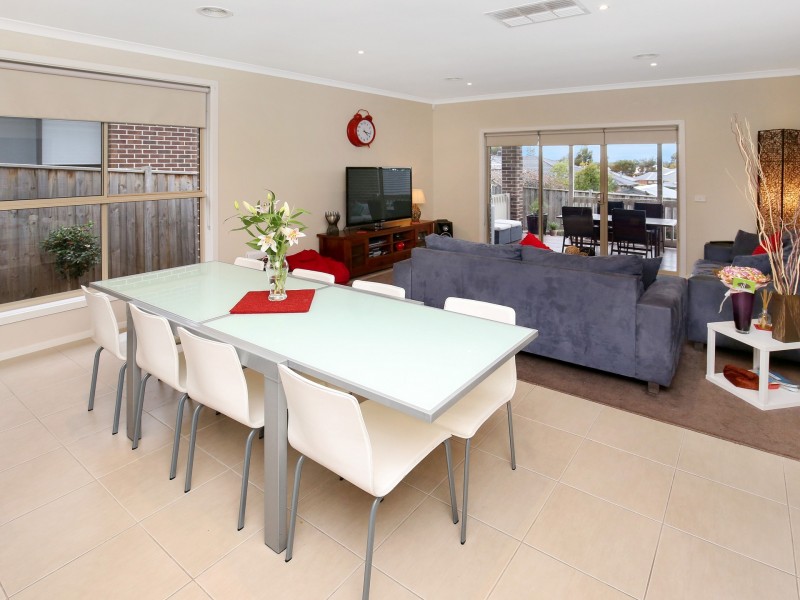 5 Coulthard Crescent, Doreen VIC 3754