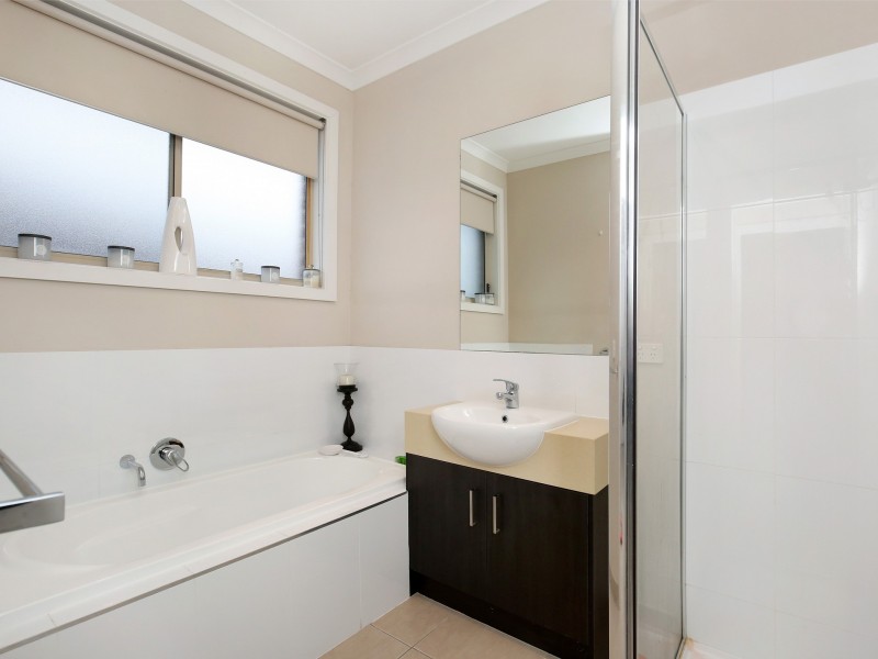 5 Coulthard Crescent, Doreen VIC 3754