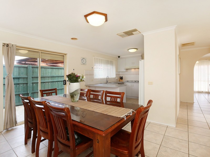 12 Parkview Court, Lalor VIC 3075