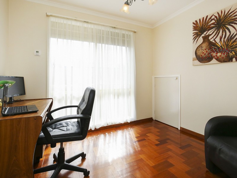 12 Parkview Court, Lalor VIC 3075